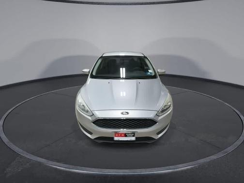 Ingot Silver 2016 Ford Focus SE