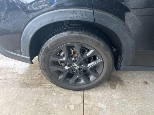 Crystal Black Pearl 2024 Honda HR-V