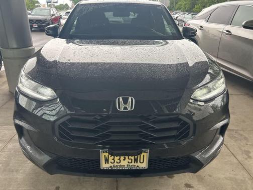 Crystal Black Pearl 2024 Honda HR-V