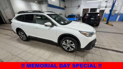 Crystal White Pearl 2021 Subaru Outback Limited