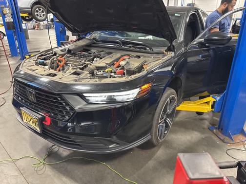 2023 Honda Accord Hybrid Base