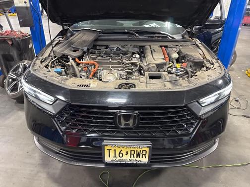 2023 Honda Accord Hybrid Base