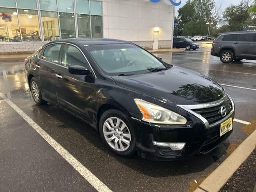 Super Black 2015 Nissan Altima 2.5 S