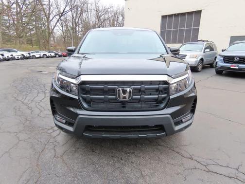Crystal Black Pearl 2026 Honda Ridgeline RTL