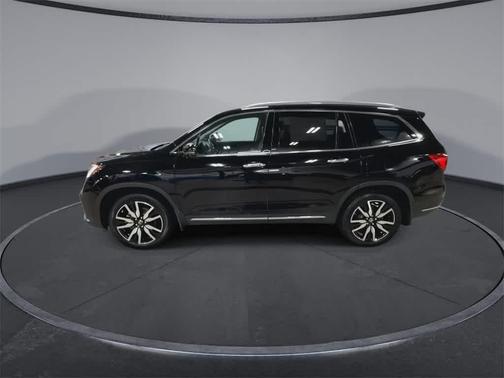 2022 Honda Pilot Touring 8-Passenger