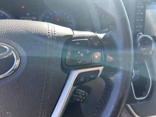 2020 Toyota Sienna XLE