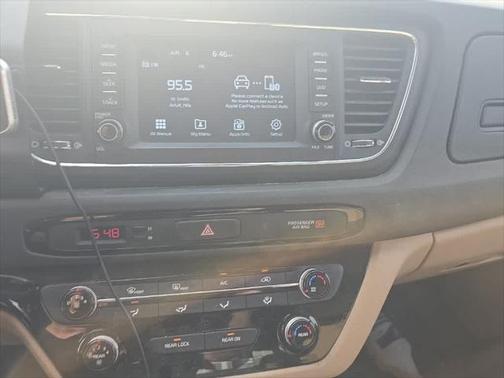 2018 Kia Sedona LX