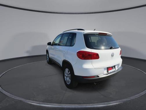 Night Blue Metallic 2016 Volkswagen Tiguan S