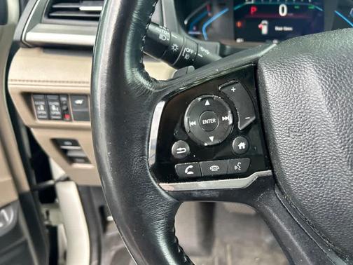 White Diamond Pearl 2019 Honda Odyssey EX-L