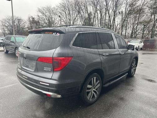 2018 Honda Pilot Touring