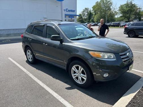2012 Hyundai SANTA FE SE