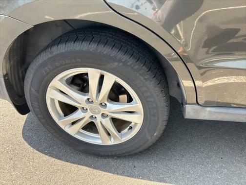 2012 Hyundai SANTA FE SE