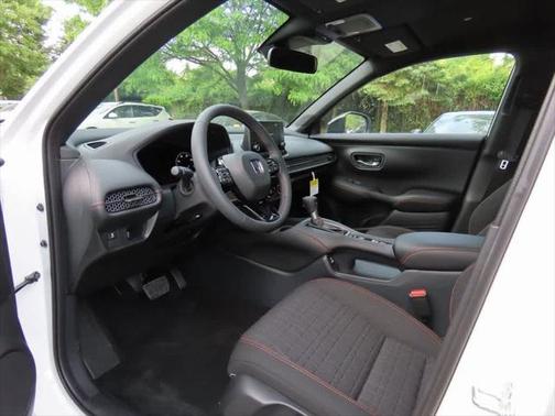 2025 Honda HR-V AWD Sport