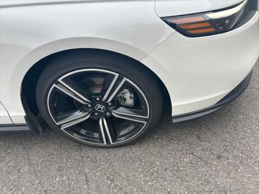 2023 Honda Accord Hybrid Base