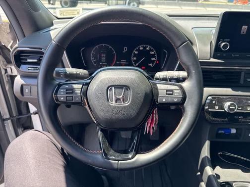 Platinum White Pearl 2025 Honda Pilot Sport