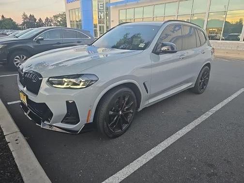 2024 BMW X3 M40i