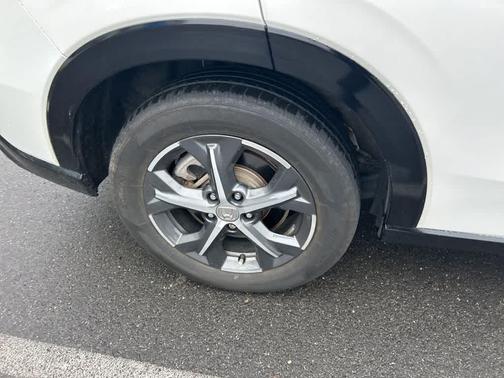 Platinum White Pearl 2024 Honda HR-V EX-L