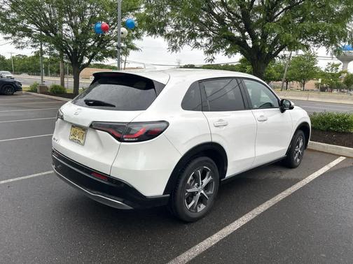 Platinum White Pearl 2024 Honda HR-V EX-L