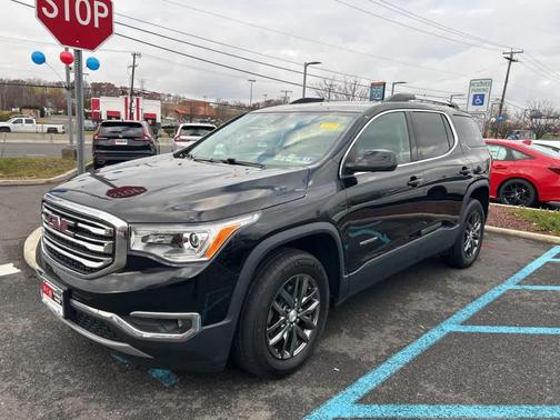 2017 GMC Acadia SLT-1