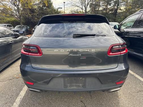 2017 Porsche Macan AWD