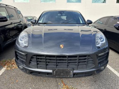 2017 Porsche Macan AWD