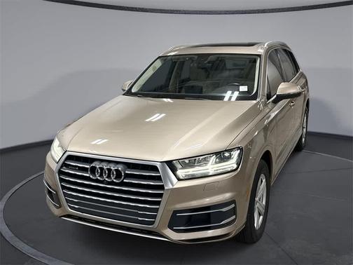 2019 Audi Q7 45 Premium Plus