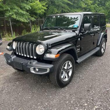 Black Clearcoat 2018 Jeep Wrangler Unlimited Sahara