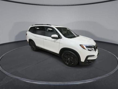 2022 Honda Pilot AWD Black Edition