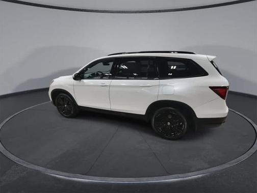 2022 Honda Pilot AWD Black Edition