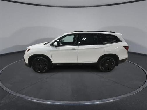 2022 Honda Pilot AWD Black Edition