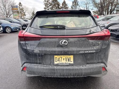 2024 Lexus UX 250h Base