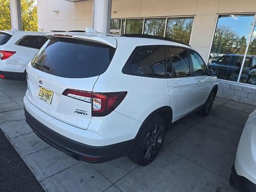 2022 Honda Pilot AWD Sport