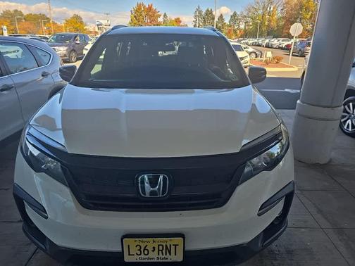 2022 Honda Pilot AWD Sport