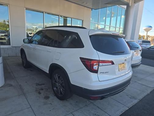 2022 Honda Pilot AWD Sport