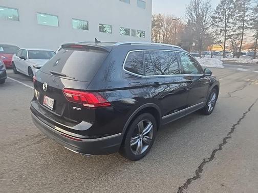 2020 Volkswagen Tiguan 2.0T SEL