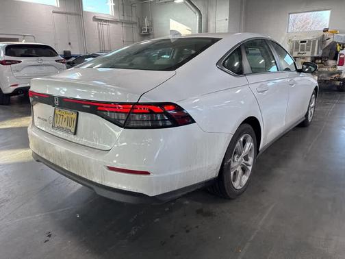 2025 Honda Accord LX 1.5T