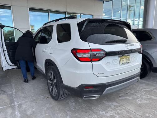 2024 Honda Pilot Elite