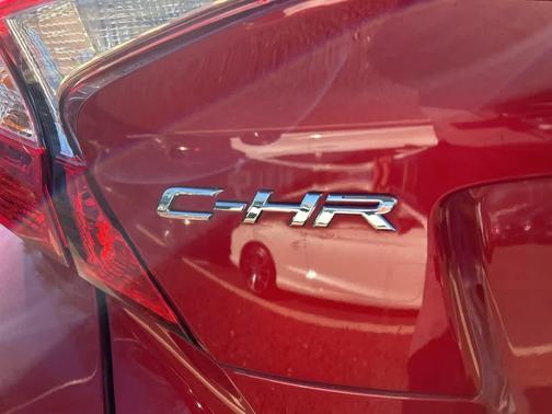 2020 Toyota C-HR XLE
