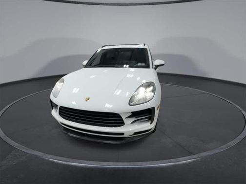 2019 Porsche Macan Base