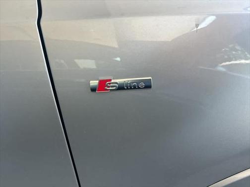 2018 Audi Q3 2.0T Premium Plus