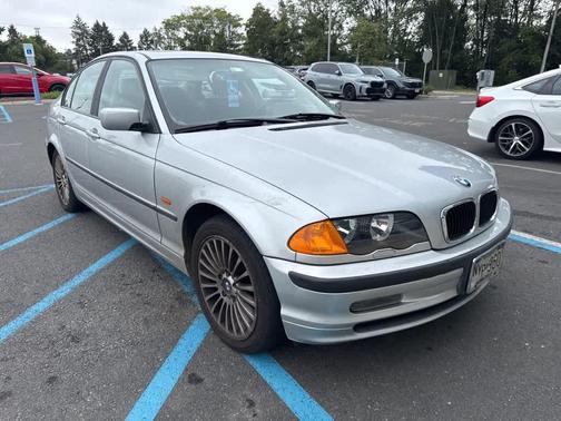 2001 BMW 325 325i