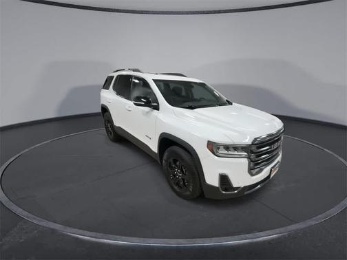2022 GMC Acadia AT4