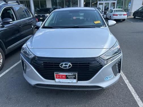 2019 Hyundai IONIQ Plug-In Hybrid Base