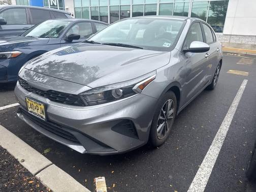 2022 Kia Forte LXS
