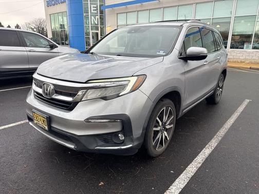 2019 Honda Pilot Touring 8-Passenger