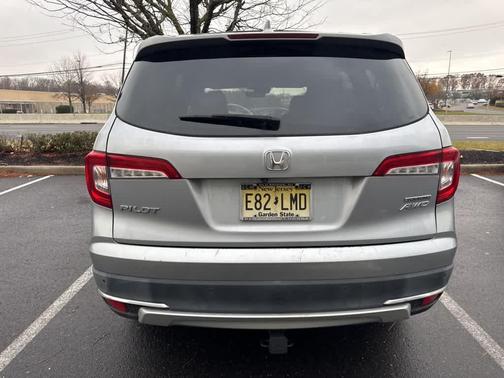 2019 Honda Pilot Touring 8-Passenger