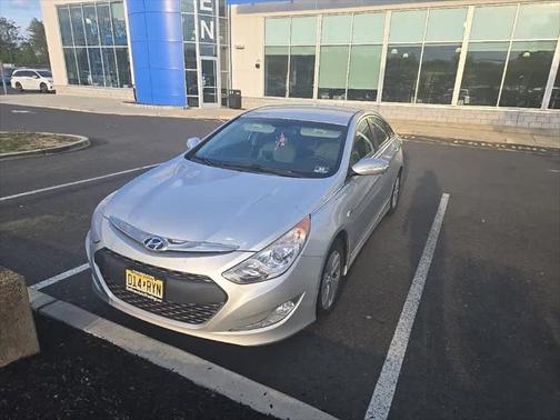 2015 Hyundai SONATA Hybrid Base