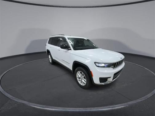 2022 Jeep Grand Cherokee L Laredo