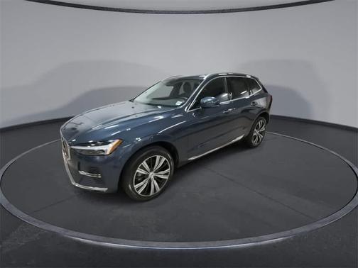 2022 Volvo XC60 B5 Inscription