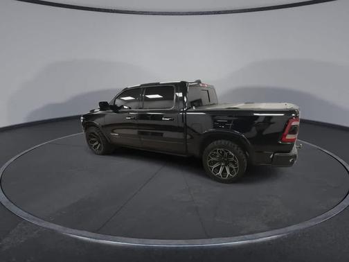 Diamond Black Crystal Pearlcoat 2019 RAM 1500 Limited